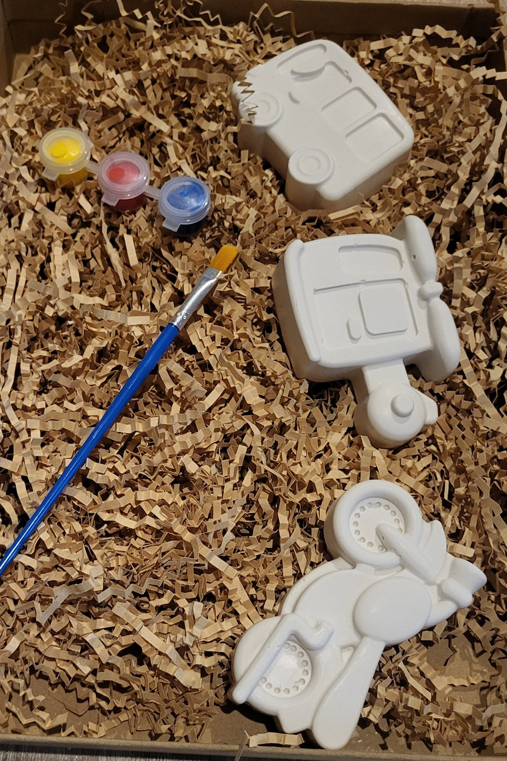 Kit figurine véhicule à peindre